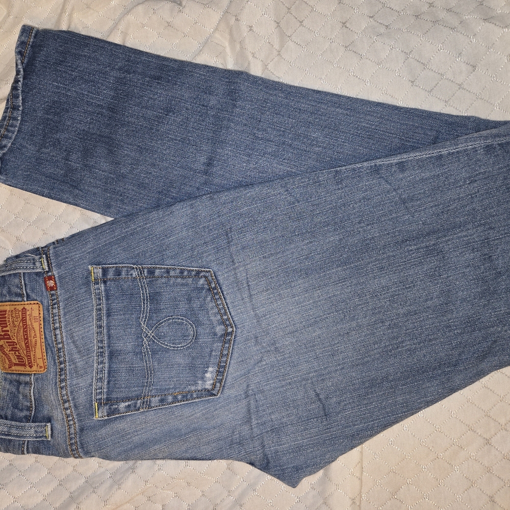 Lucky Brand Blue Straight Leg Jeans with Classic Style